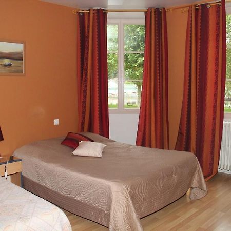 Aux Trois Rois Hotel Pont-Sur-Yonne Exterior foto