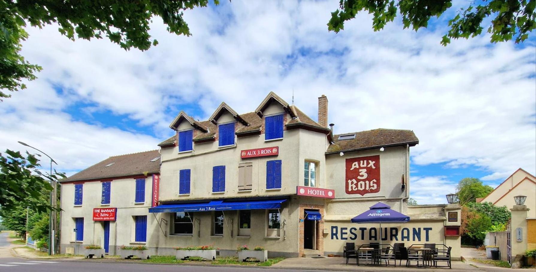 Aux Trois Rois Hotel Pont-Sur-Yonne Exterior foto